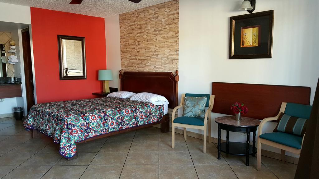 Lago Motor Inn レイク・ワース エクステリア 写真
