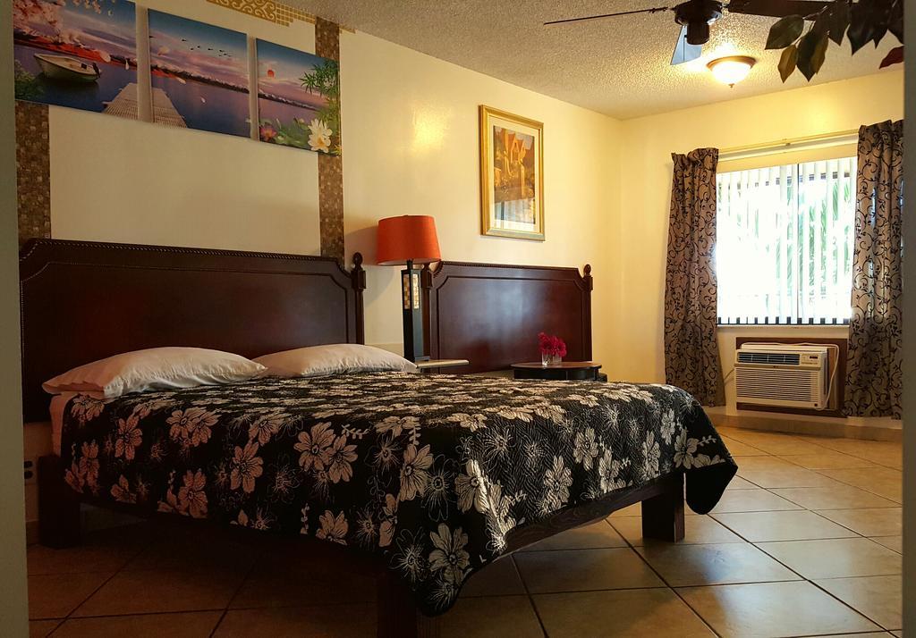 Lago Motor Inn レイク・ワース エクステリア 写真